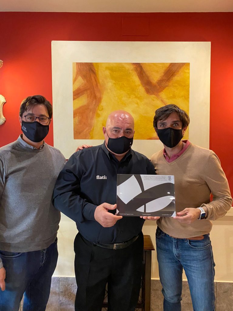 Caviar Riofrio Reconocimiento 3 Personas Con Mascarilla